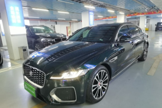 捷豹XFL 2022款 XFL 2.0T P250 两驱尊享豪华版