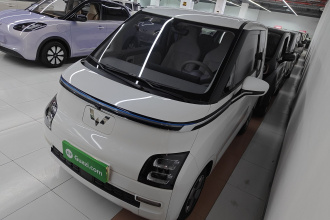 五菱汽车 五菱Air ev晴空 2023款 四座-进阶版