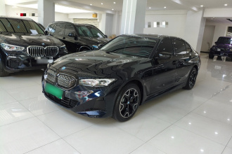 宝马i3 2026款 改款 eDrive 40 L 曜夜套装