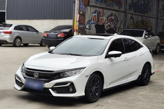 本田 思域 2021款 HATCHBACK 220TURBO CVT新锐控
