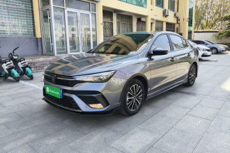 荣威i5 2021款 1.5L CVT铂金版