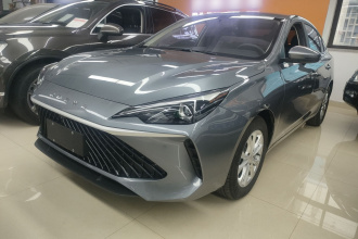 荣威i5 2023款 1.5L CVT豪华版