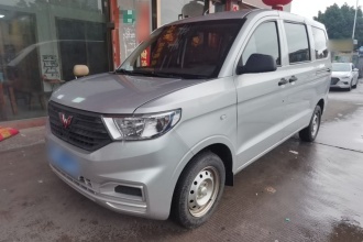 五菱汽车 五菱宏光V 2022款 1.5L劲取版液压助力LAR
