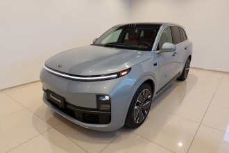 理想汽车 理想L8 2025款 Ultra 智能焕新版
