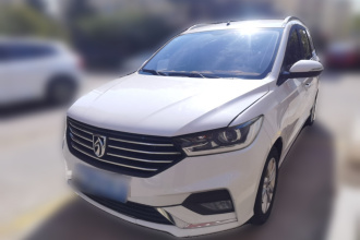 宝骏360 2019款 1.5L 手动精英型 国VI