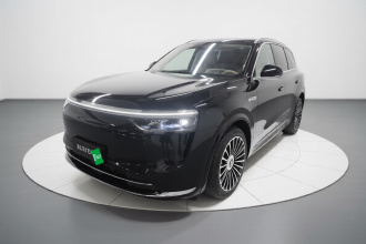 鸿蒙智行 问界M8 2025款 增程 Ultra版 53.4kWh 6座版 (192线激光雷达）