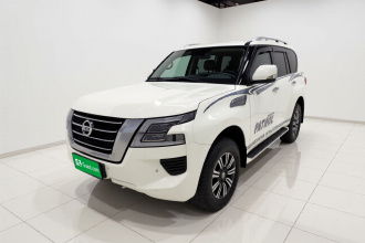 日产 途乐（平行进口）   Y62 4.0 XE 中东