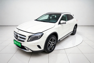 奔驰GLA 2015款 GLA 220 4MATIC 时尚型