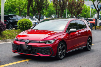 大众 高尔夫GTI 2025款 380TSI DSG GTI