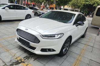 福特 蒙迪欧 2013款 2.0L GTDi240豪华运动型