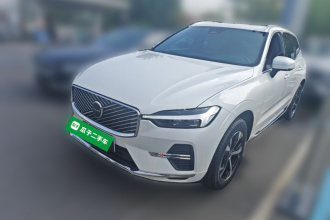 沃尔沃XC60 2026款 B5 四驱智逸豪华版