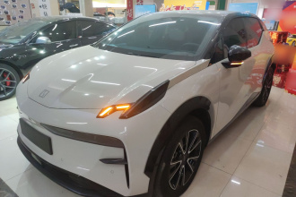 极氪X 2023款 后驱ME版 5座