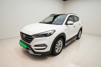 现代 途胜 2018款 1.6T 双离合两驱15周年特别版