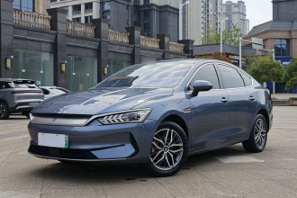 比亚迪 秦PLUS 2024款 荣耀版 EV 420KM超越型