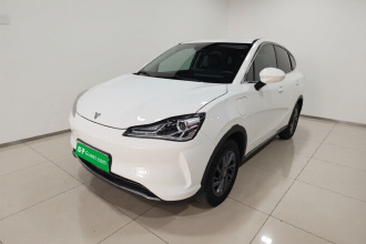 哪吒汽车 哪吒V 2022款 潮 300 Lite 磷酸铁锂