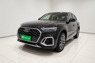 奥迪Q5L 2022款 改款 45T 豪华动感型