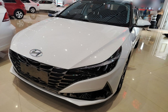 现代 伊兰特 2022款 1.5L CVT GLX精英版