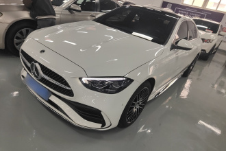 奔驰C级 2024款 改款三 C 260 L 运动版