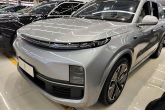 理想汽车 理想L9 2025款 Ultra 智能焕新版