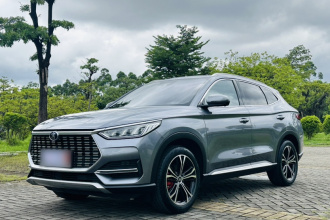 比亚迪 宋PLUS 2020款 1.5T 自动旗舰型