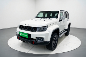 北京越野 北京BJ40 2023款 2.0D 自动四驱刀锋英雄版侠客型