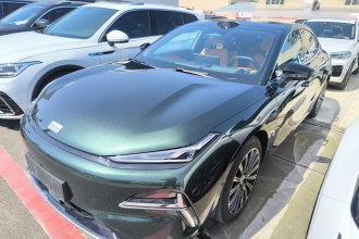 吉利银河 银河星耀8 2025款 130km EM-P 星舰版