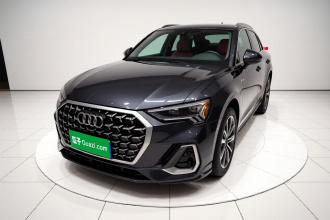 奥迪Q3 2024款 40 TFSI 时尚动感型