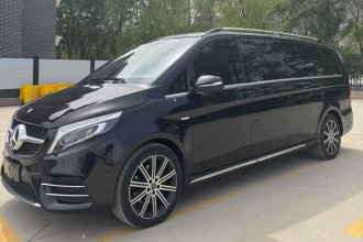 奔驰V级 2022款 V 260 L 长轴距豪华版