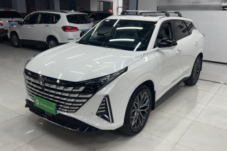 长安UNI-Z 2025款 1.5T 尊贵型