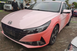 现代 伊兰特 2021款 1.5L CVT LUX尊贵版