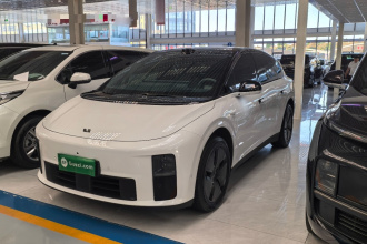 理想汽车 理想i6 2025款 两驱标准版