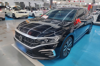 大众 帕萨特 2023款 改款 330TSI 豪华版