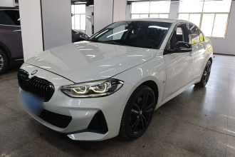 宝马1系 2021款 改款 125i M运动曜夜版