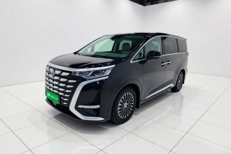 腾势D9 2022款 DM-i 970 四驱尊荣型