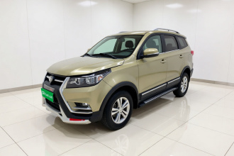 北汽幻速S3 2017款 1.5L 手动豪华型