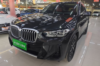 宝马X3 2022款 改款 xDrive25i M运动套装