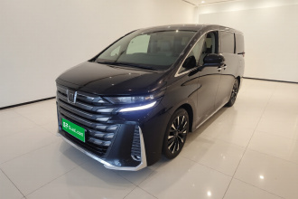丰田 威尔法 2024款 皇冠 双擎 2.5L 至尊版