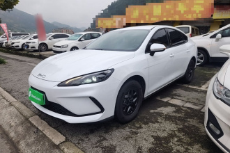 比亚迪 海豹05 DM-i 2026款 DM-i 128KM豪华型