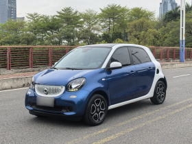 smart forfour 2018款 0.9T 66千瓦先锋版