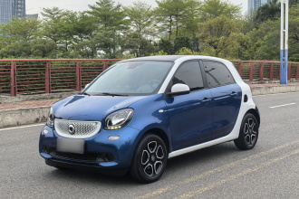 smart forfour 2018款 0.9T 66千瓦先锋版