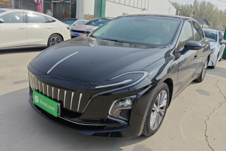 红旗E-QM5 2022款 431km 充电乐享版