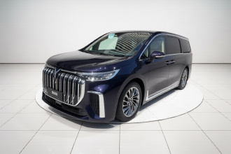 岚图汽车 岚图梦想家 2024款 PHEV 超长续航旗舰版