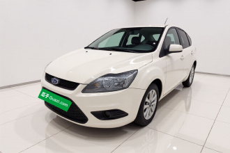 福特 福克斯 2013款 两厢经典 1.8L 手动基本型