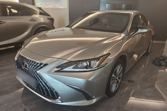 雷克萨斯ES 2021款 200 卓越版