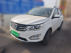 宝骏560 2015款 1.8L 手动豪华型