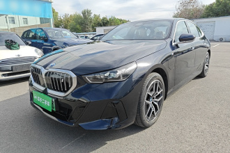 宝马i5 2025款 eDrive 35L M运动套装