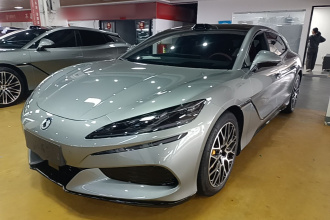腾势Z9GT 2026款 闪充尊荣型