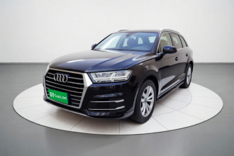 奥迪Q7 2019款 45 TFSI 舒适型