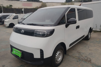 上汽大通MAXUS 大拿V1L 2026款 增程 多功能版长轴低顶 标准型7座