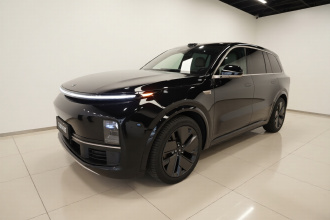 理想汽车 理想L9 2025款 Ultra 智能焕新版